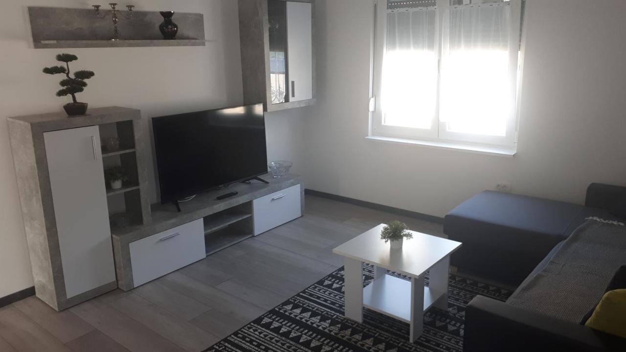 Apartments Kristina Crikvenica Εξωτερικό φωτογραφία